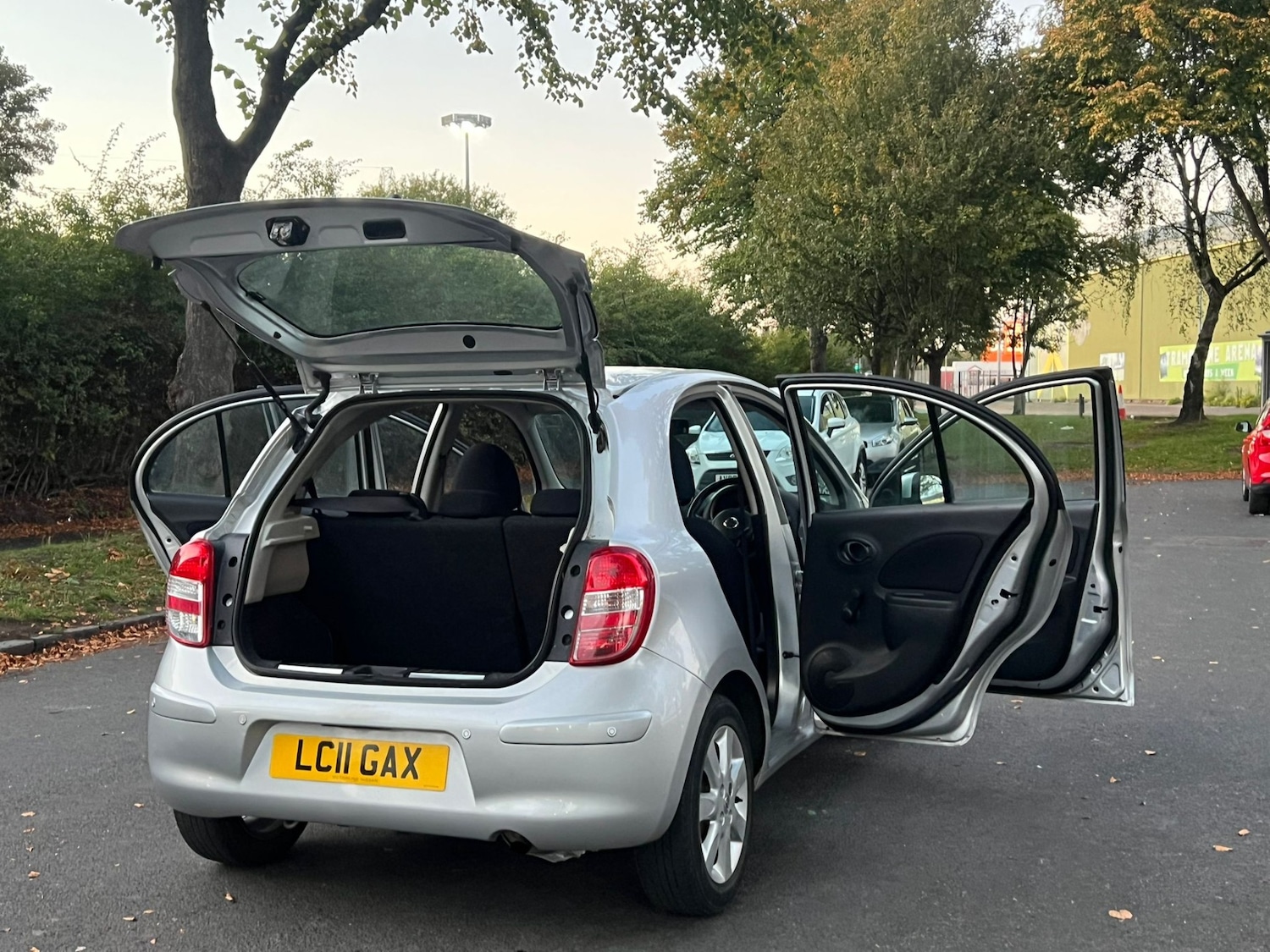 Used Nissan Micra 2011 for sale - 76371769: Photo 23
