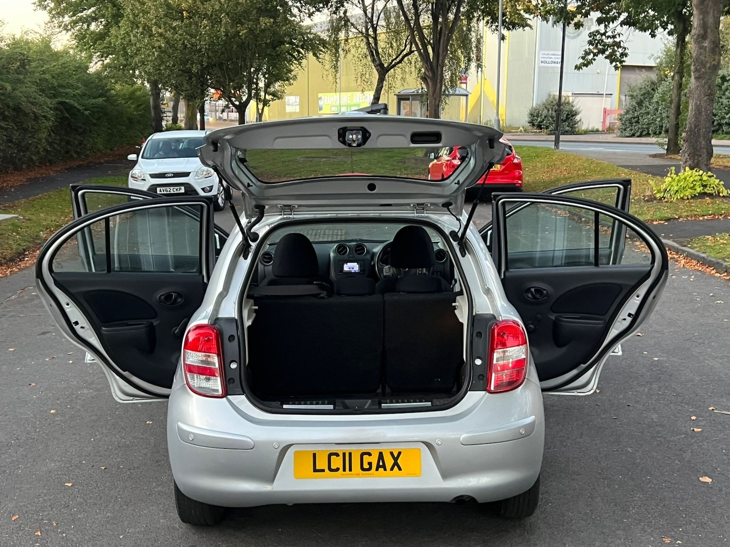 Used Nissan Micra 2011 for sale - 76371769: Photo 5