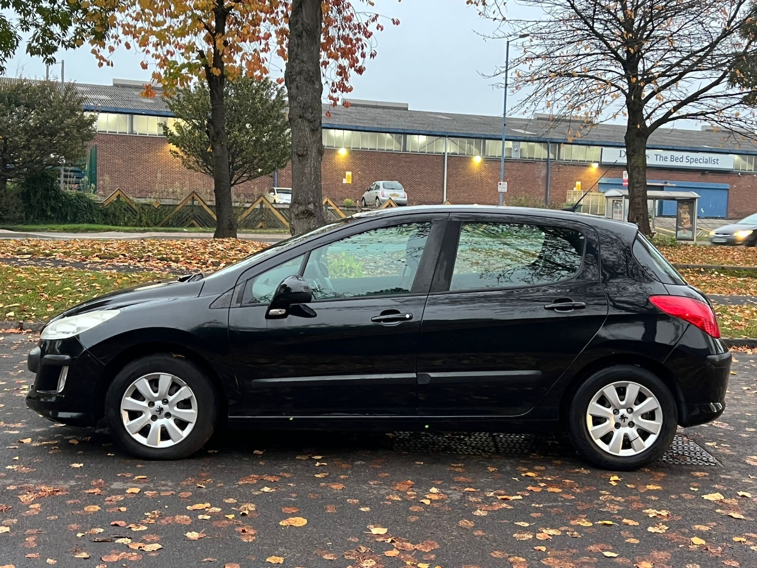 Used Peugeot 308 2010 for sale - 76364364: Photo 28