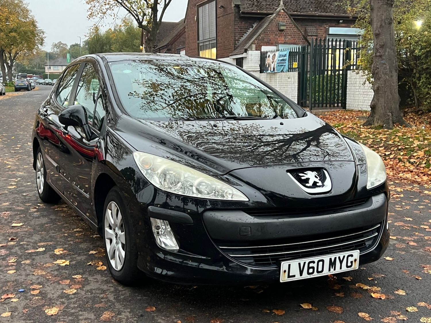 Used Peugeot 308 2010 for sale - 76364364: Photo 35