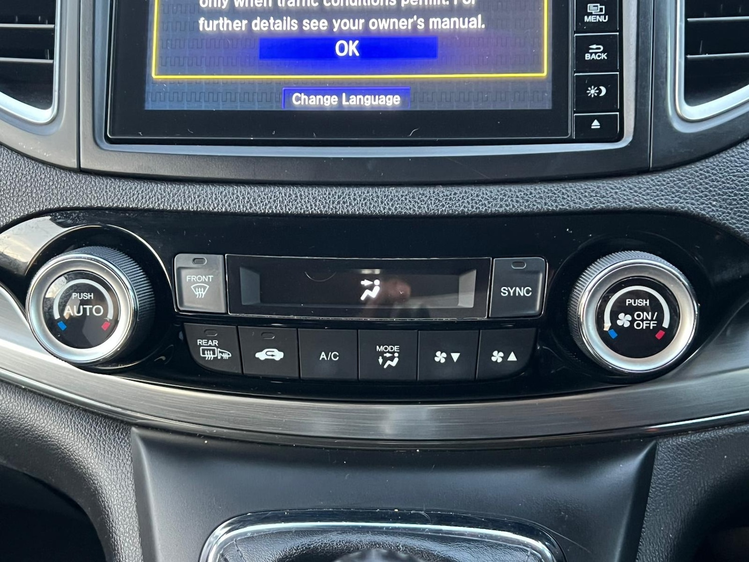 Used Honda CR-V 2017 for sale - 76365116: Photo 10