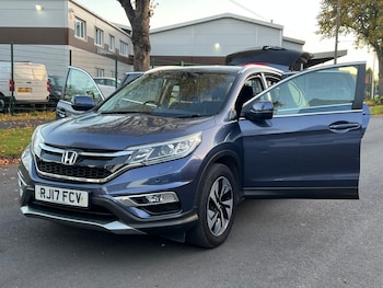 Used Honda CR-V 2017 for sale - 76365116: Photo