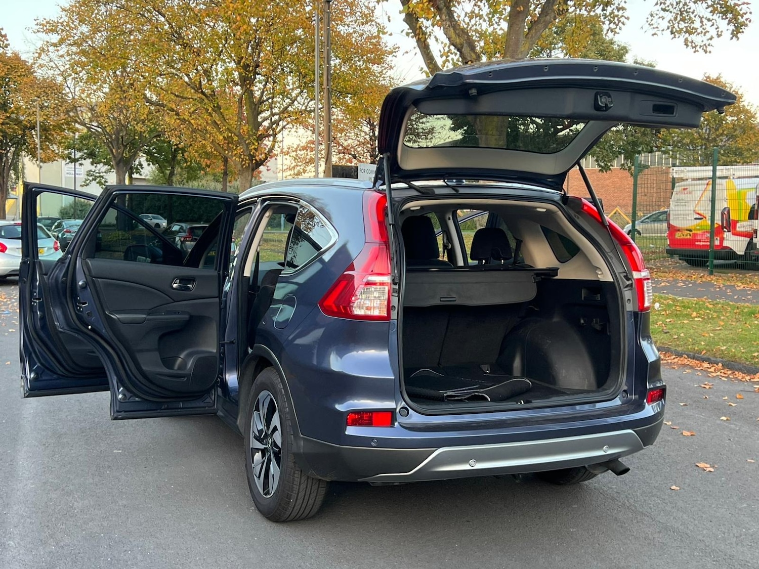 Used Honda CR-V 2017 for sale - 76365116: Photo 6