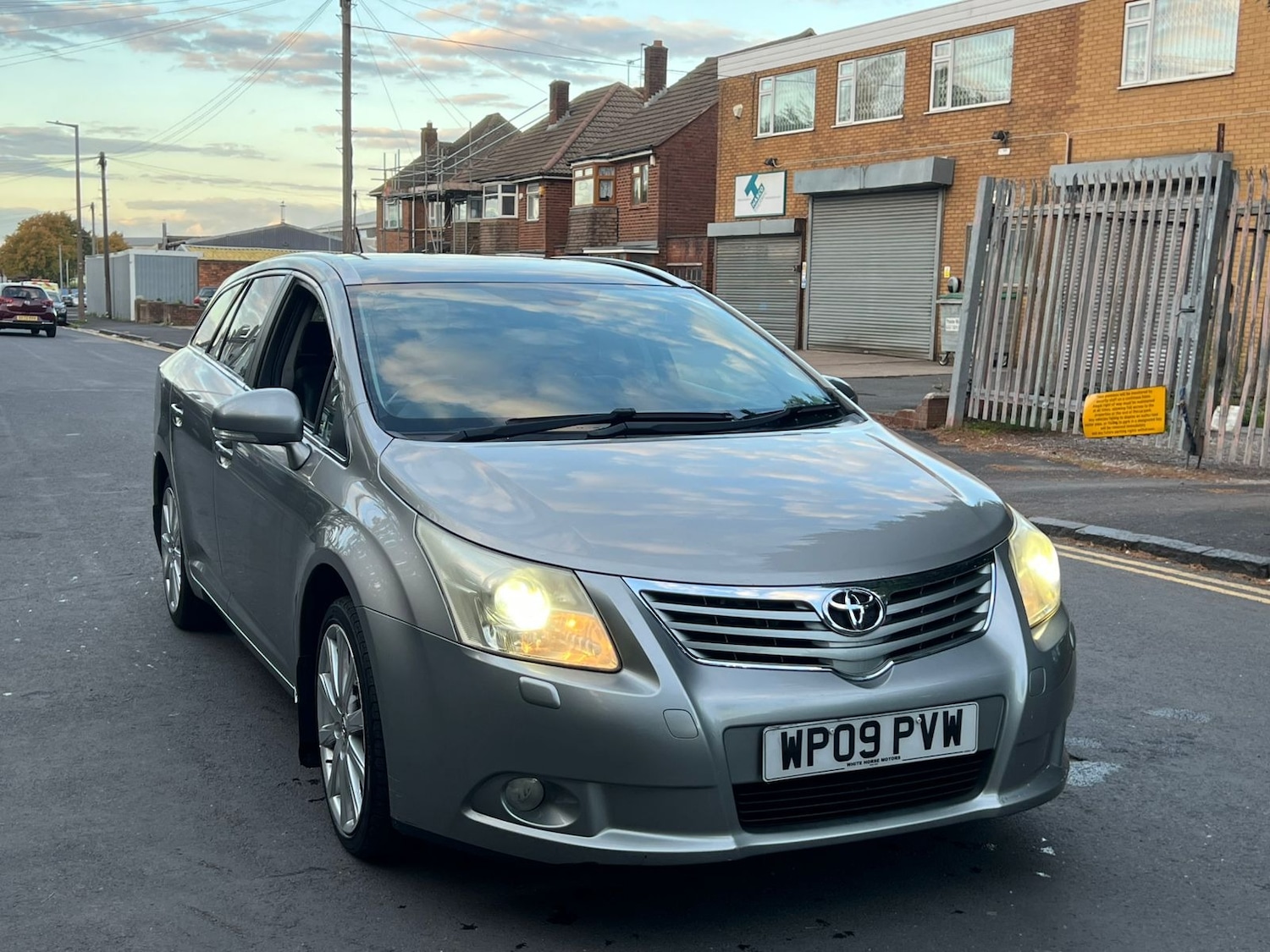 Used Toyota Avensis 2009 for sale - 76364273: Photo 12