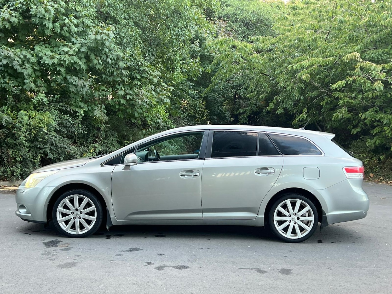 Used Toyota Avensis 2009 for sale - 76364273: Photo 20