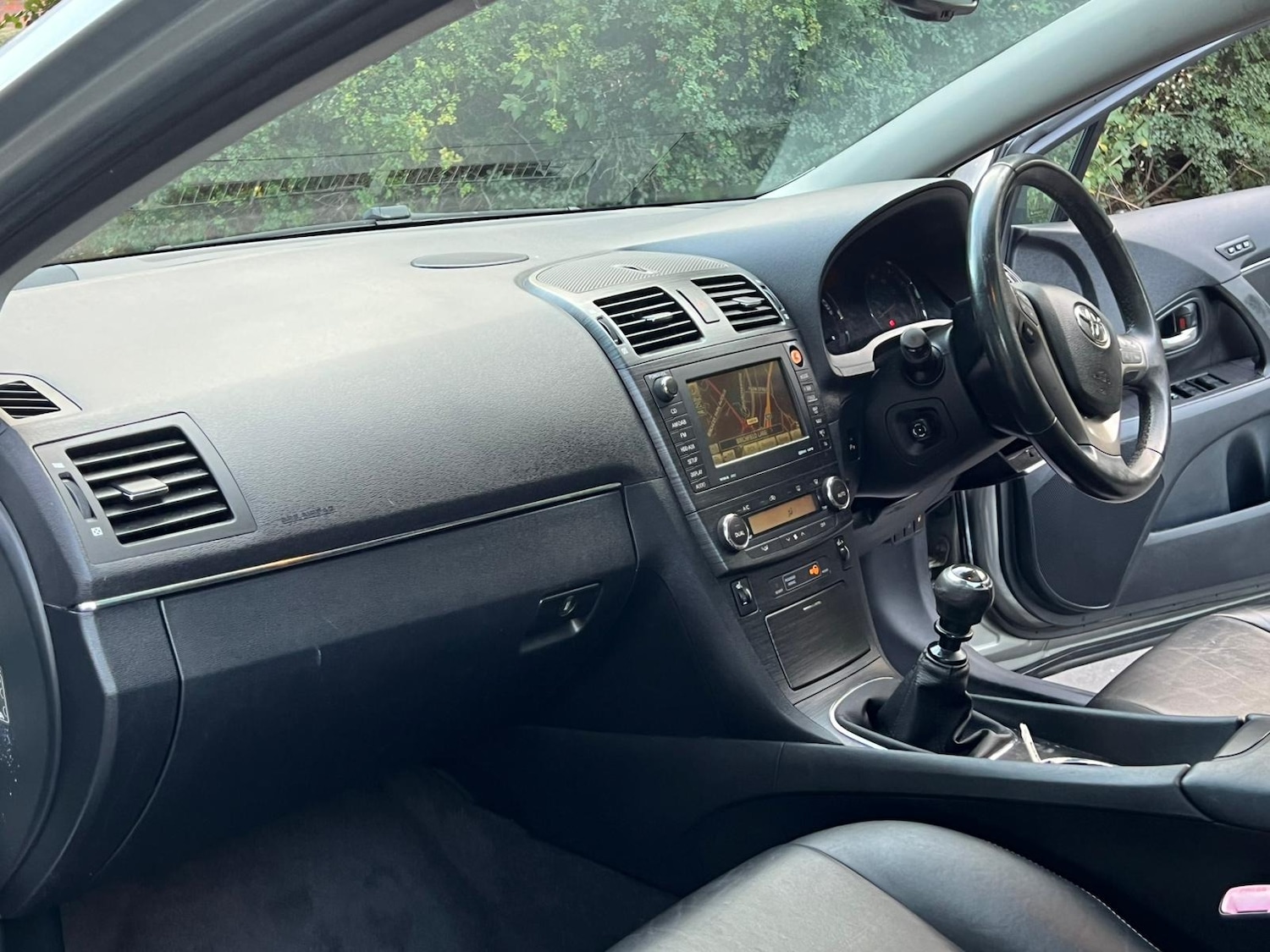 Used Toyota Avensis 2009 for sale - 76364273: Photo 32