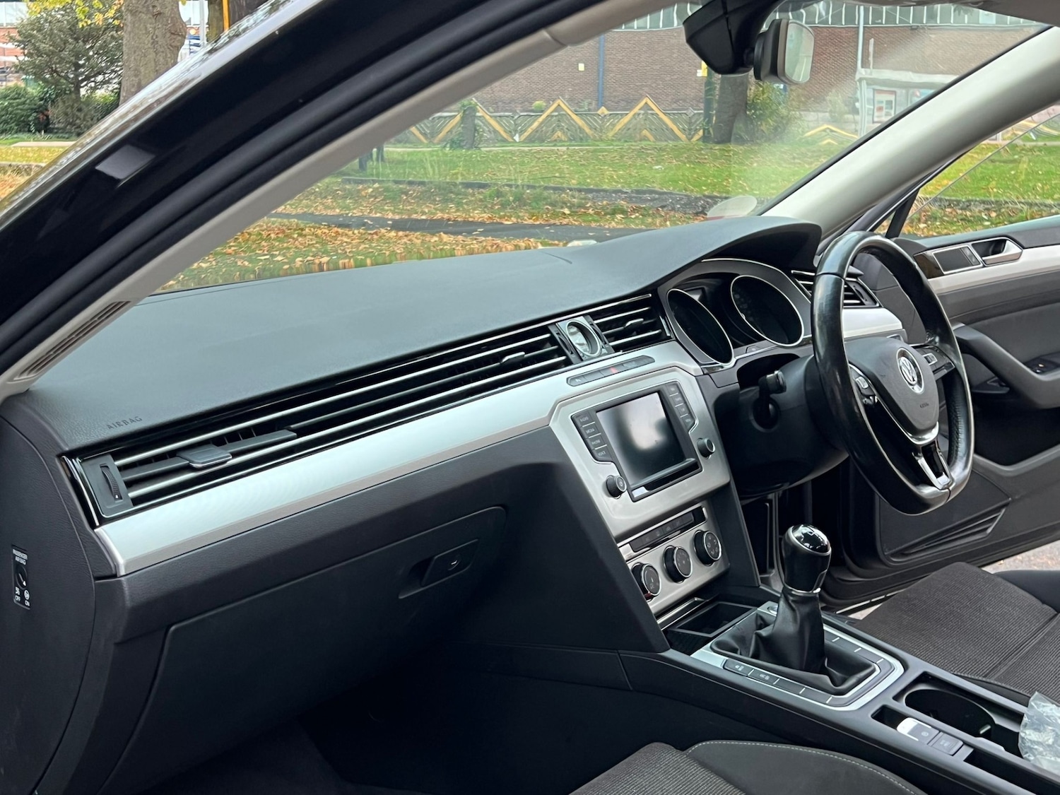 Used Volkswagen Passat 2015 for sale - 76358406: Photo 23