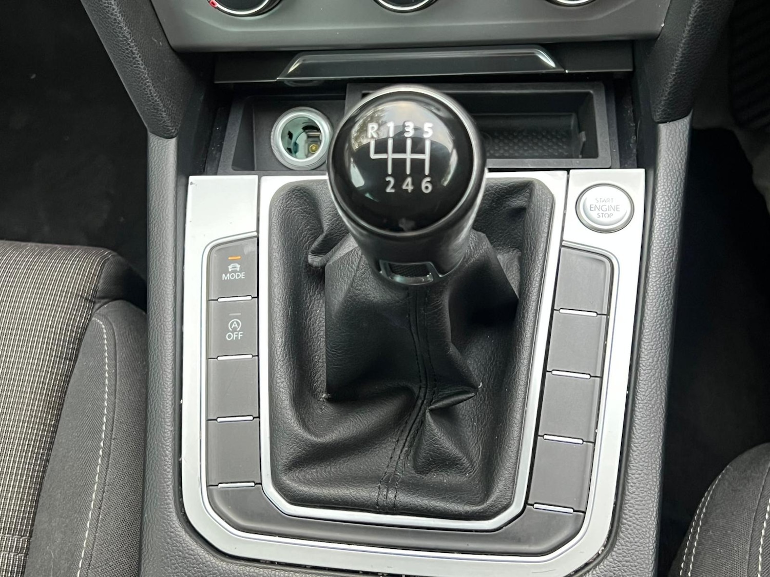 Used Volkswagen Passat 2015 for sale - 76358406: Photo 7
