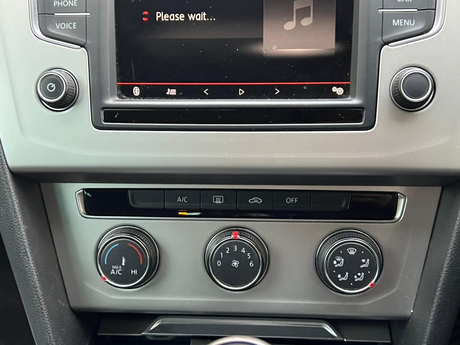 Used Volkswagen Passat 2015 for sale - 76358406: Photo 8