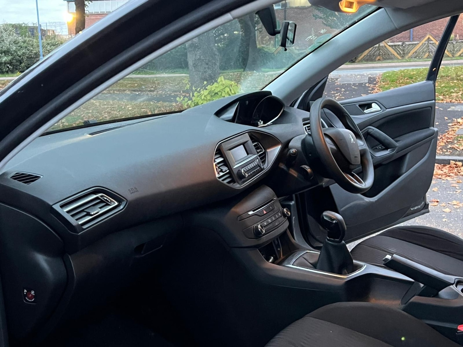 Used Peugeot 308 2016 for sale - 76371770: Photo 13
