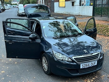 Used Peugeot 308 2016 for sale - 76371770: Photo