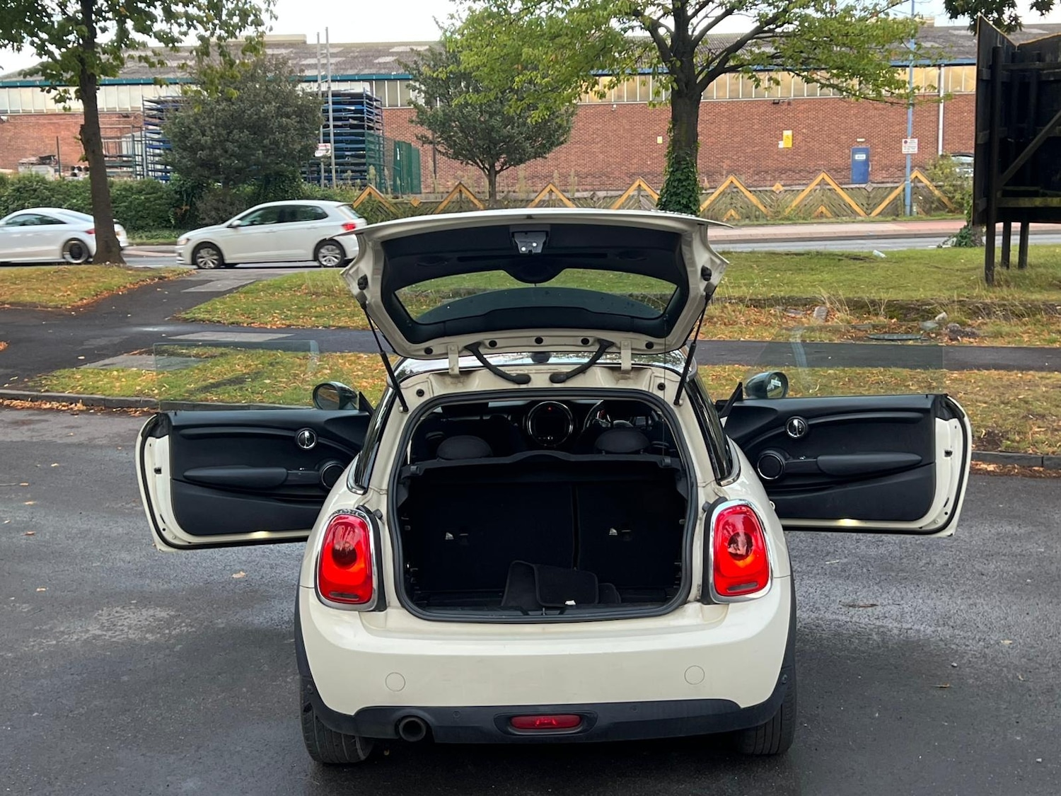 Used MINI Hatch 2014 for sale - 76371766: Photo 21