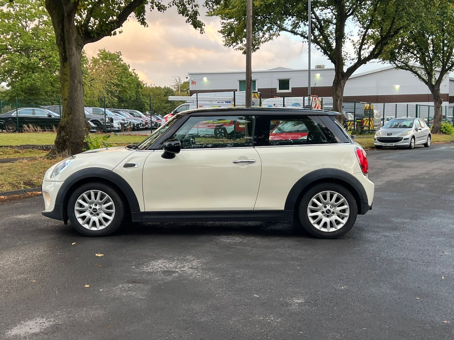 Used MINI Hatch 2014 for sale - 76371766: Photo 23