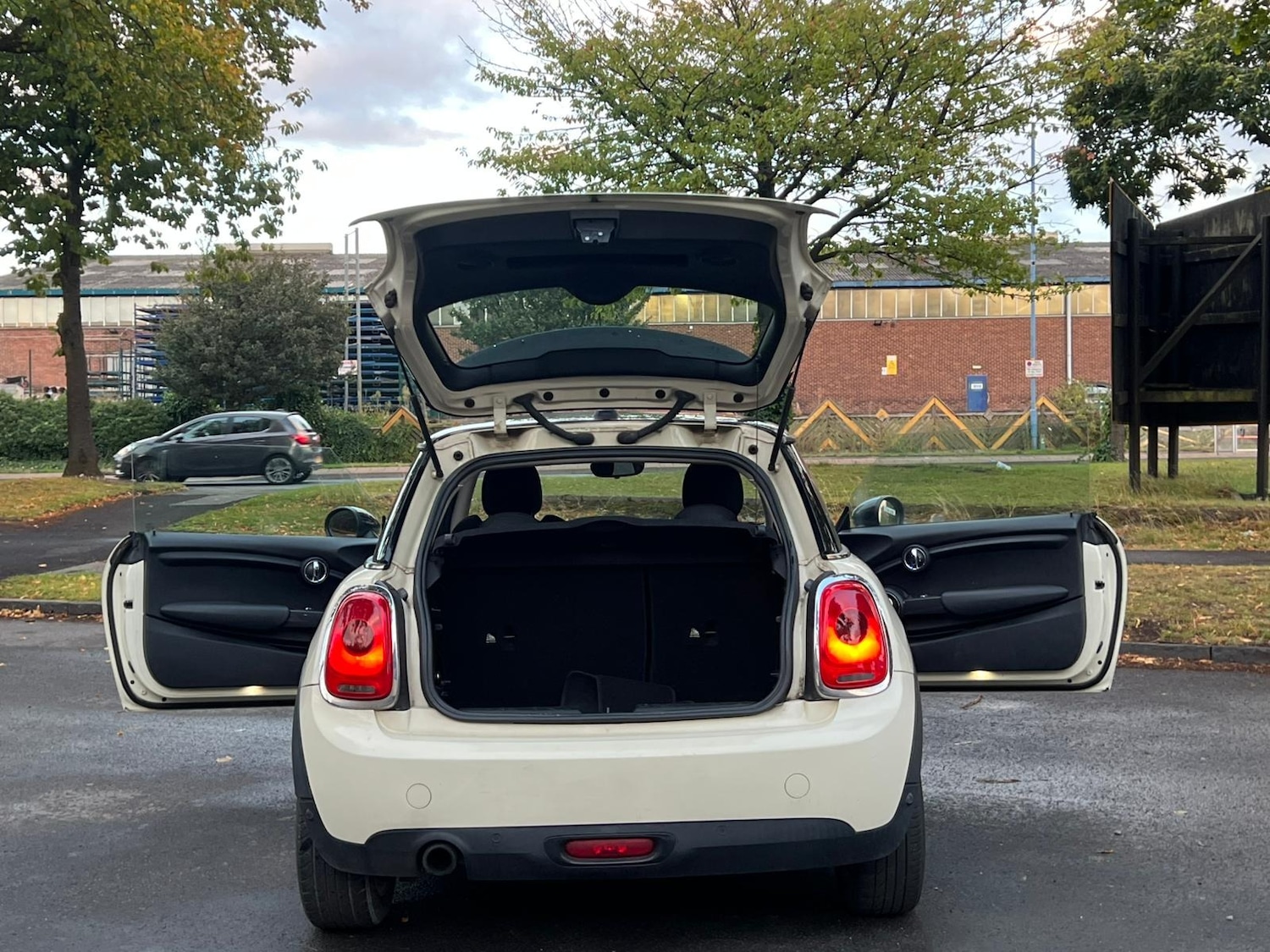 Used MINI Hatch 2014 for sale - 76371766: Photo 5