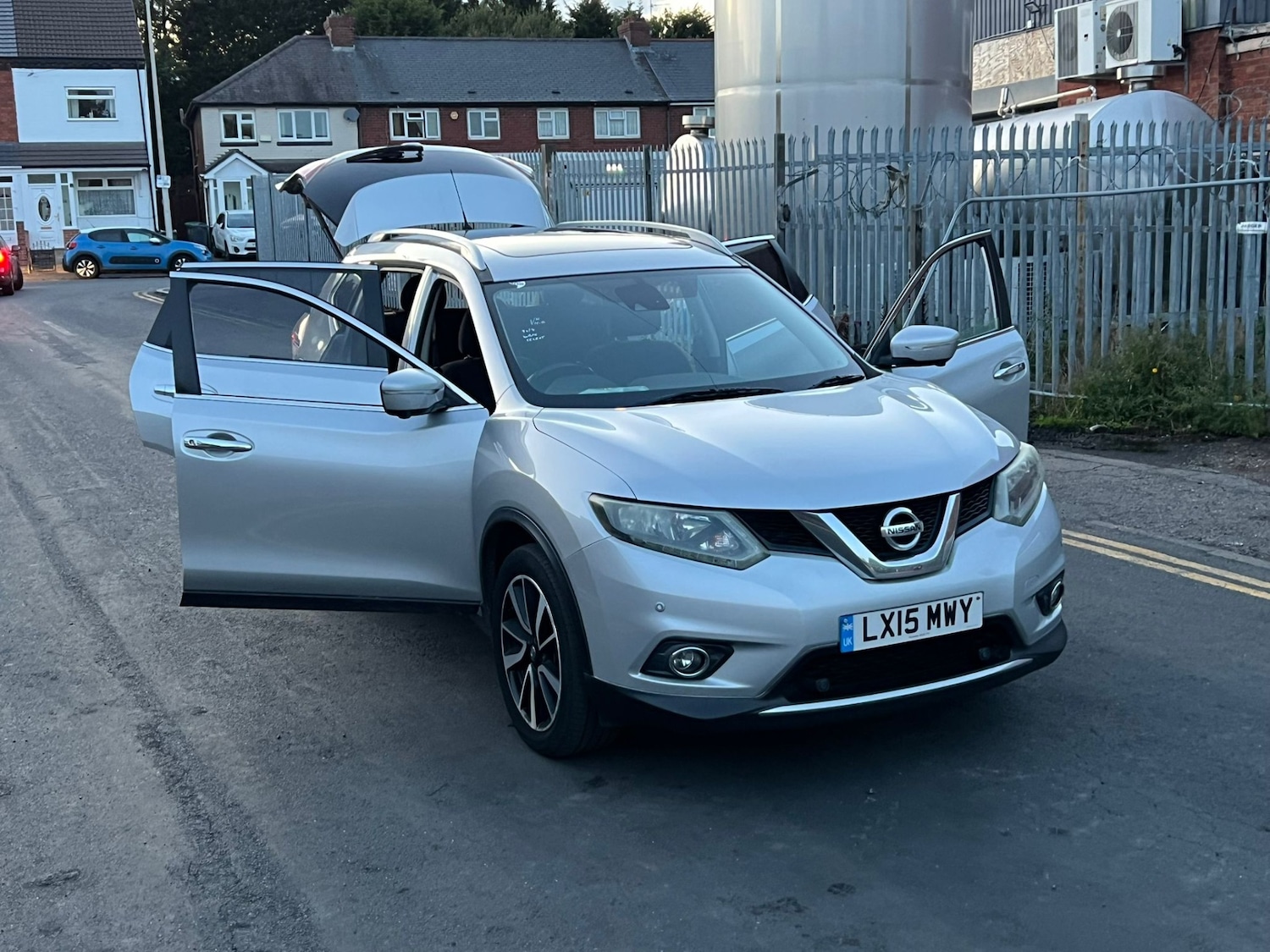 Used Nissan X-Trail 2015 for sale - 76355083: Photo 1