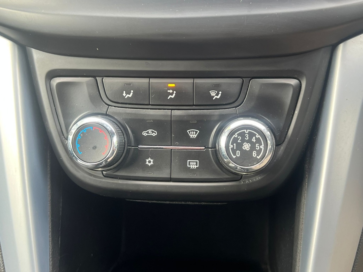 Used Vauxhall Zafira 2017 for sale - 76358284: Photo 10