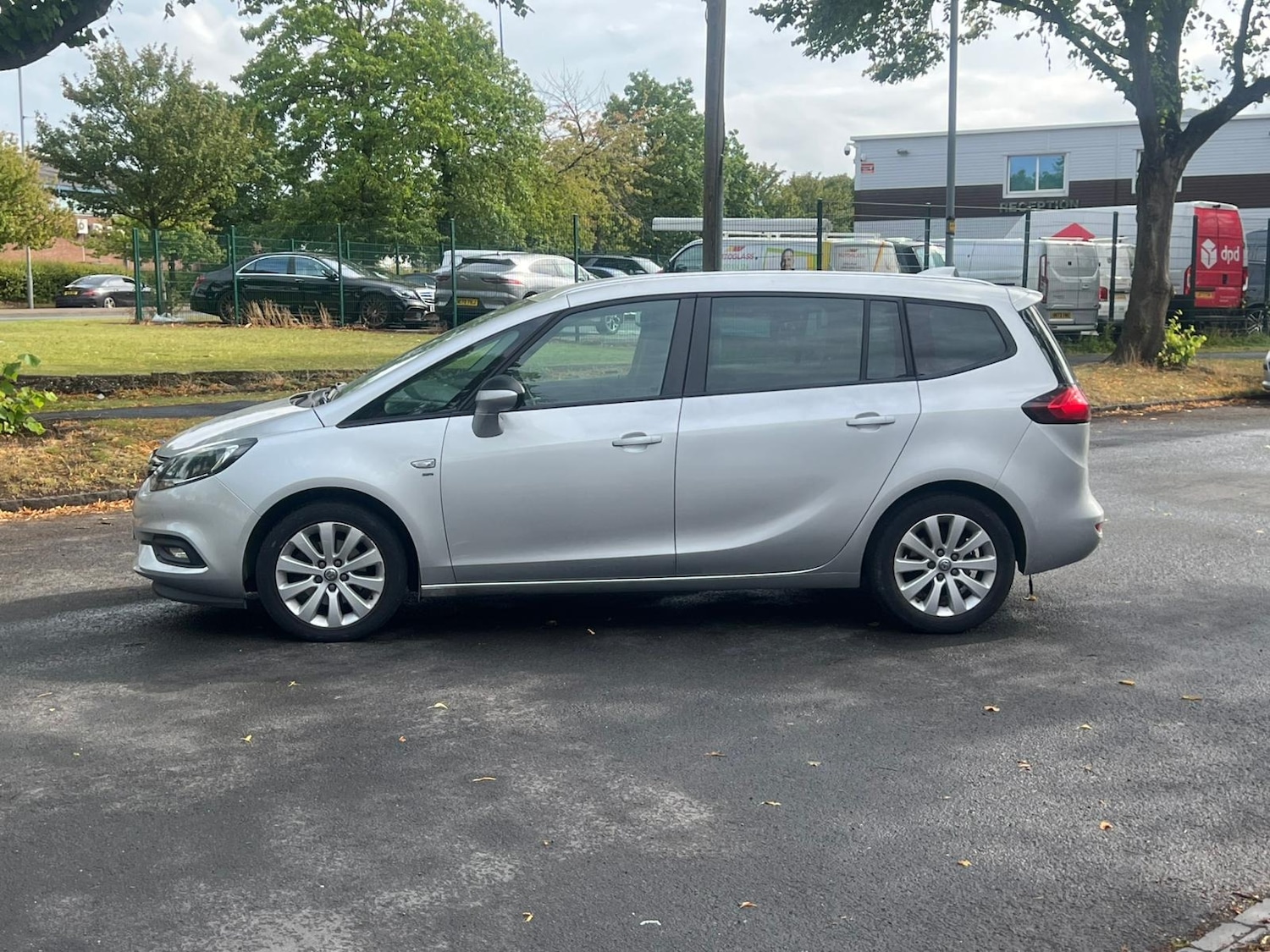 Used Vauxhall Zafira 2017 for sale - 76358284: Photo 32