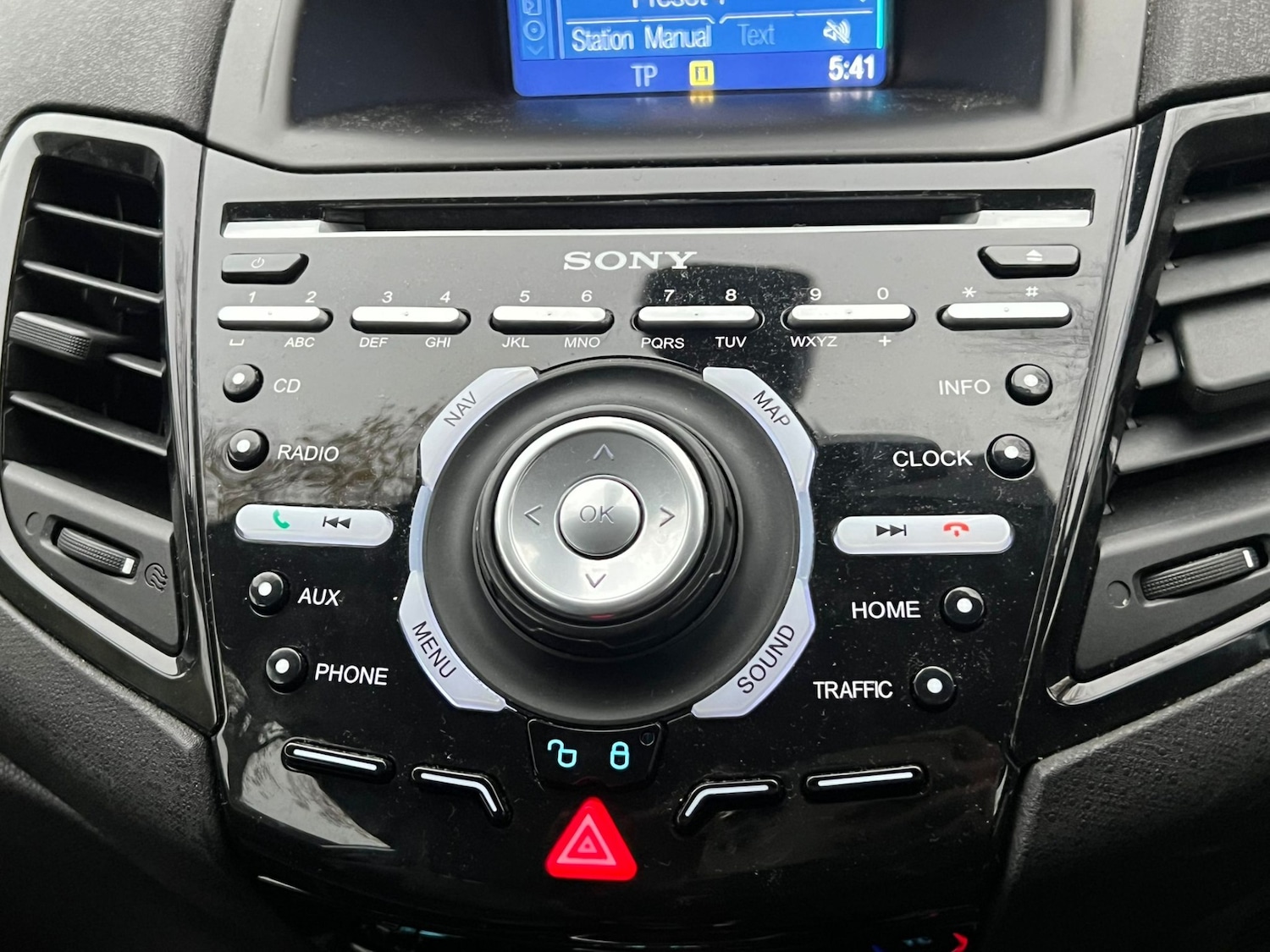Used Ford Fiesta 2014 for sale - 76364305: Photo 15