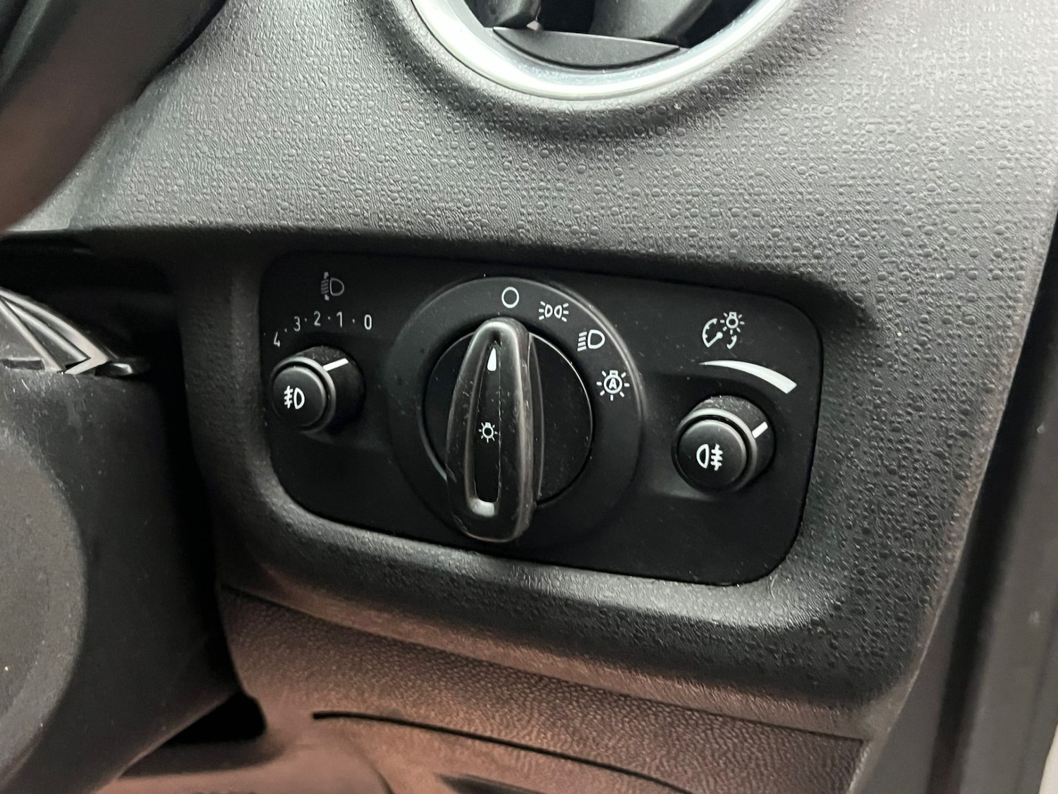 Used Ford Fiesta 2014 for sale - 76364305: Photo 18