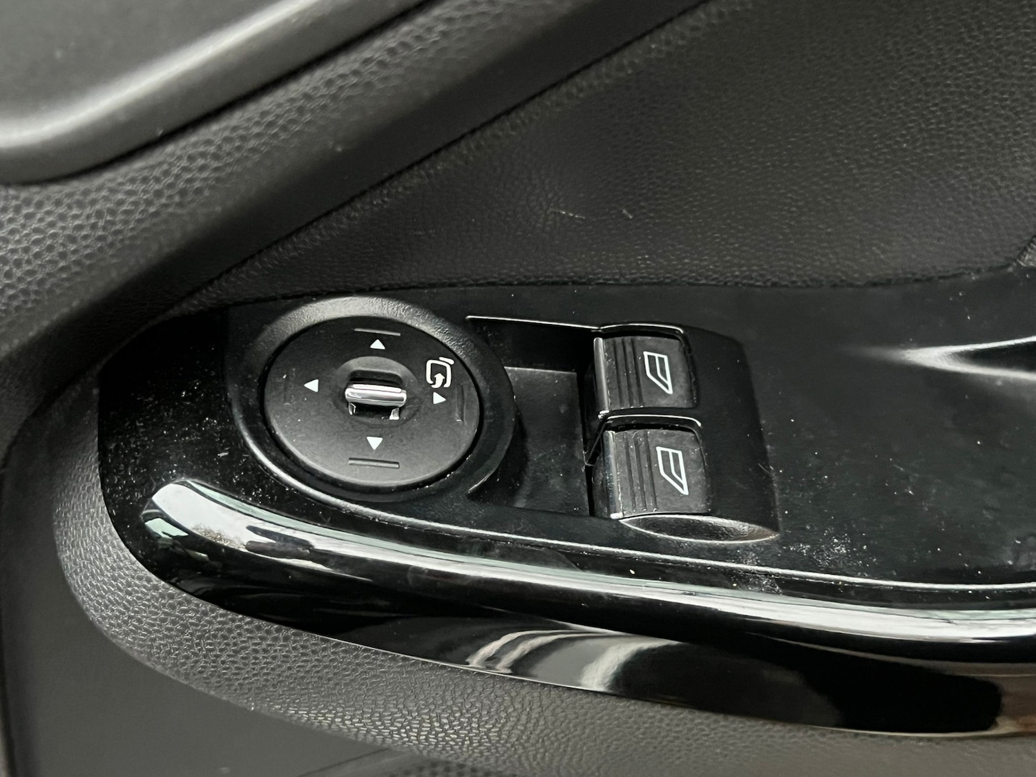 Used Ford Fiesta 2014 for sale - 76364305: Photo 19