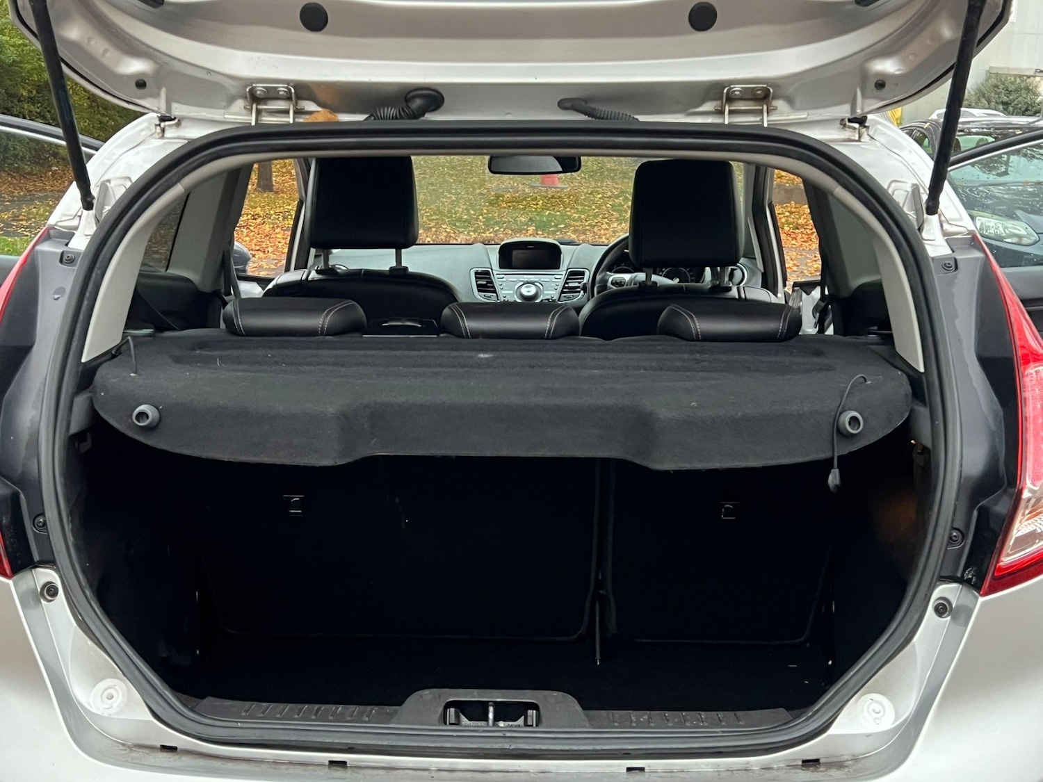 Used Ford Fiesta 2014 for sale - 76364305: Photo 7