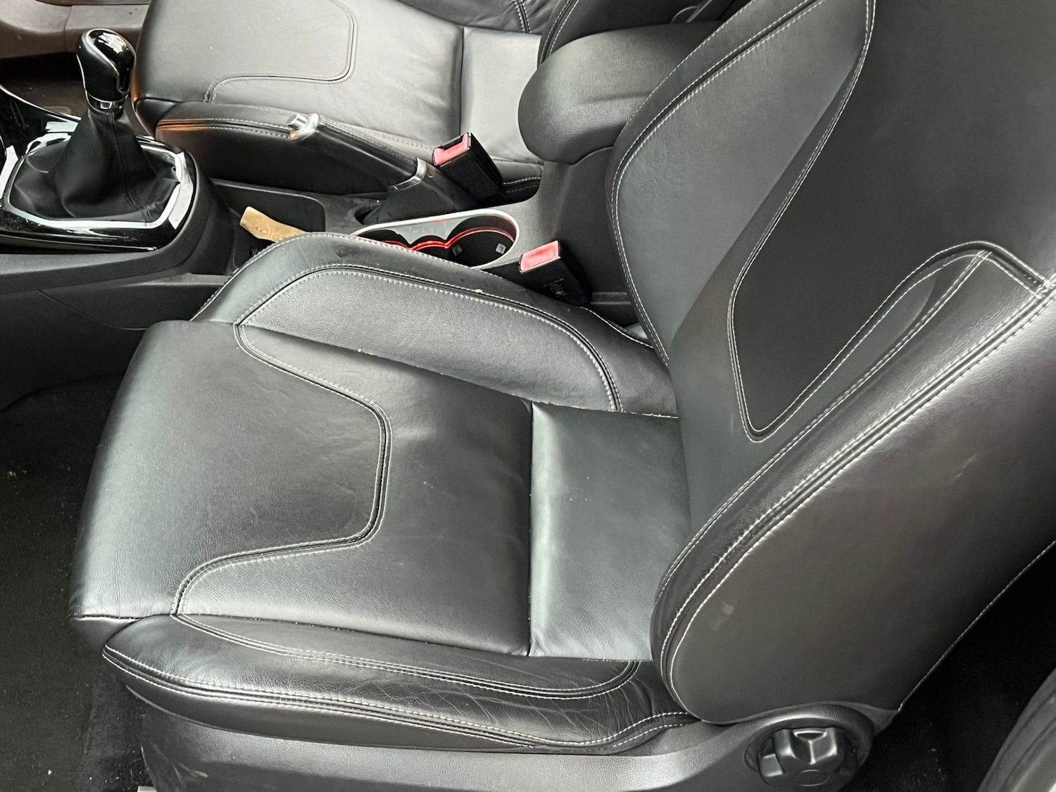 Used Ford Fiesta 2014 for sale - 76364305: Photo 8