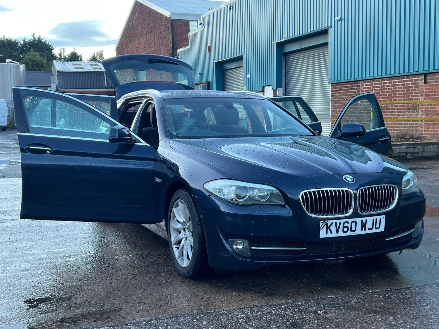 Used BMW 5 Series 2010 for sale - 76370043: Photo 1