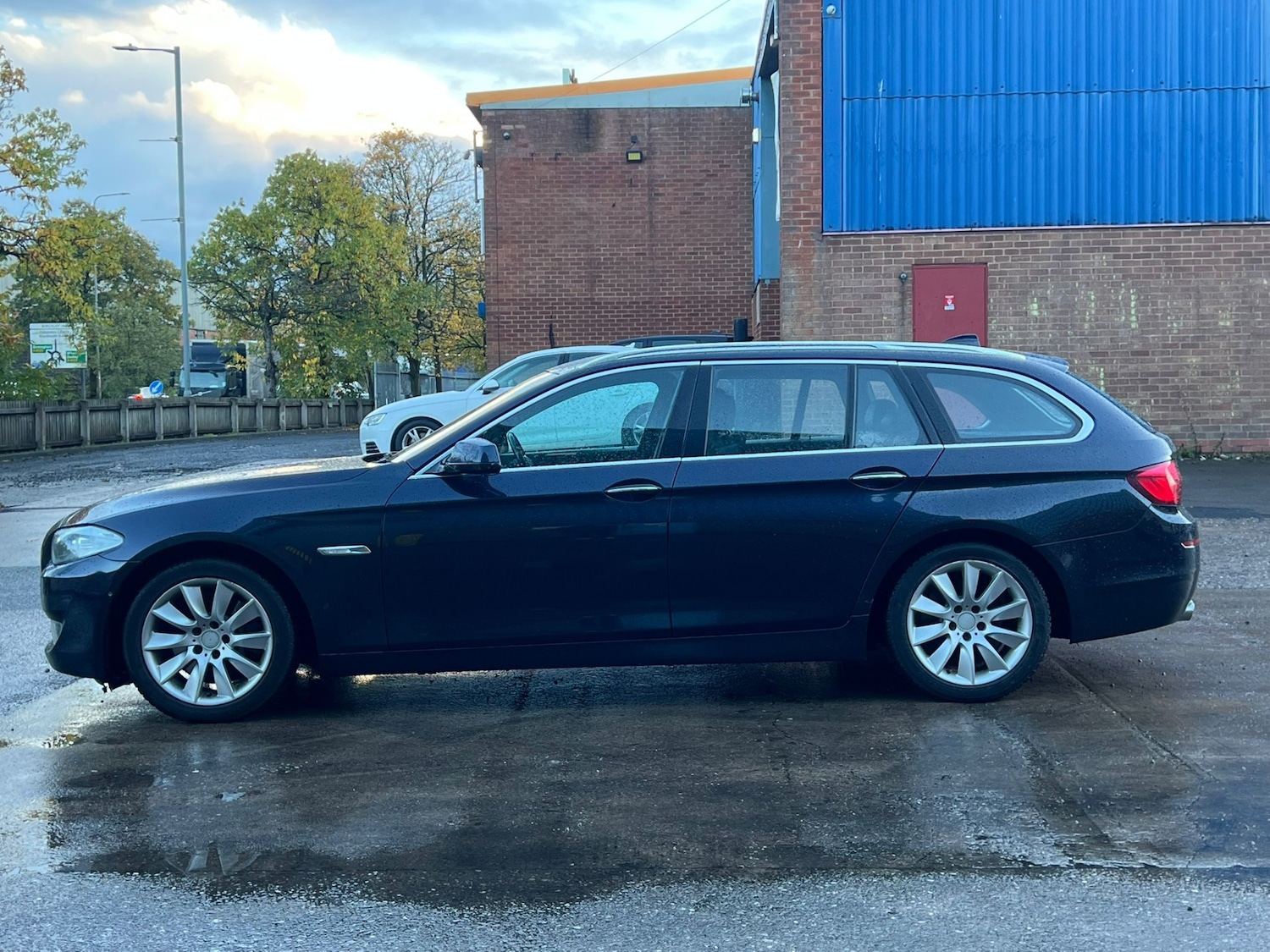 Used BMW 5 Series 2010 for sale - 76370043: Photo 36