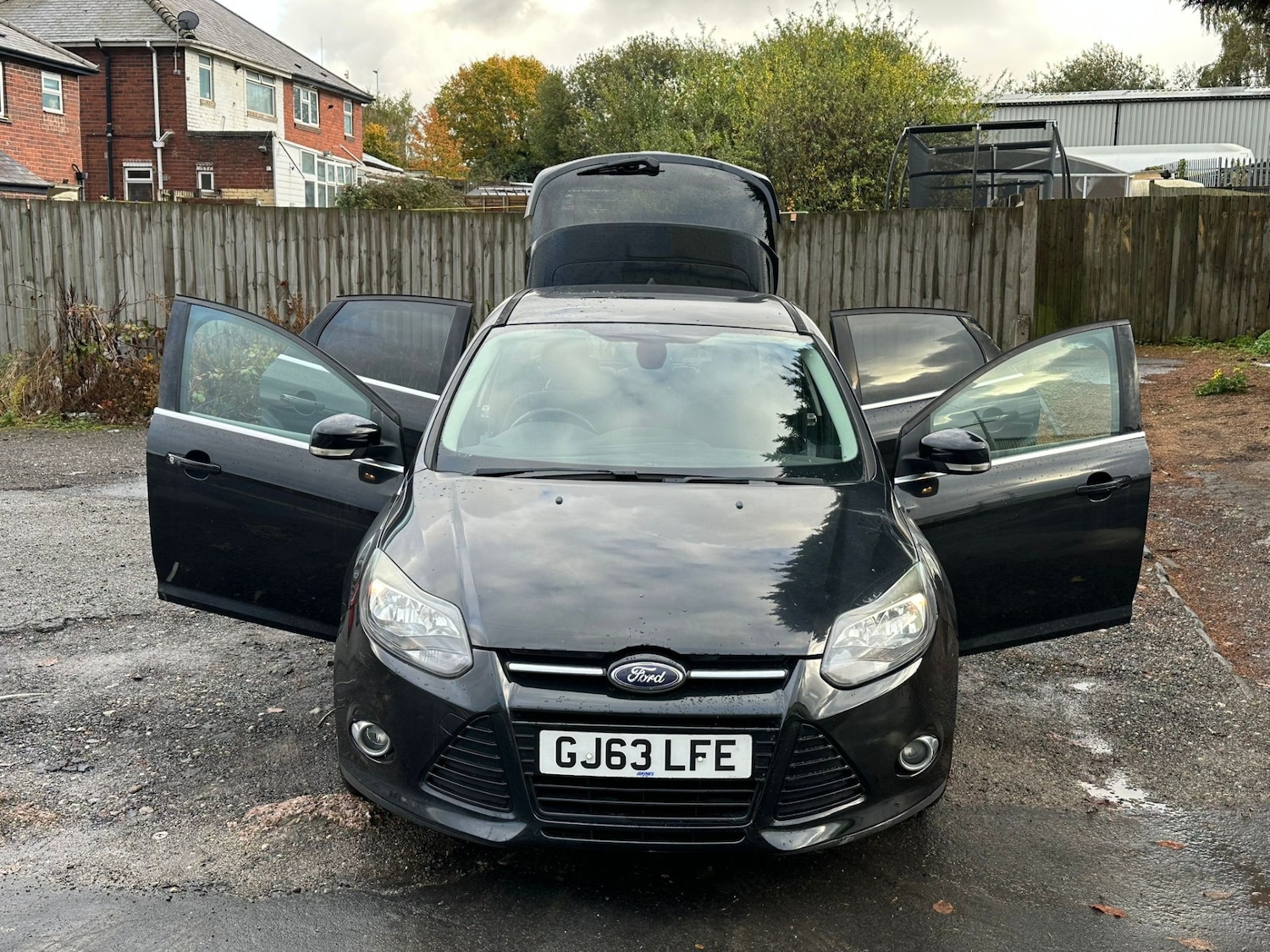 Used Ford Focus 2013 for sale - 76380340: Photo 2