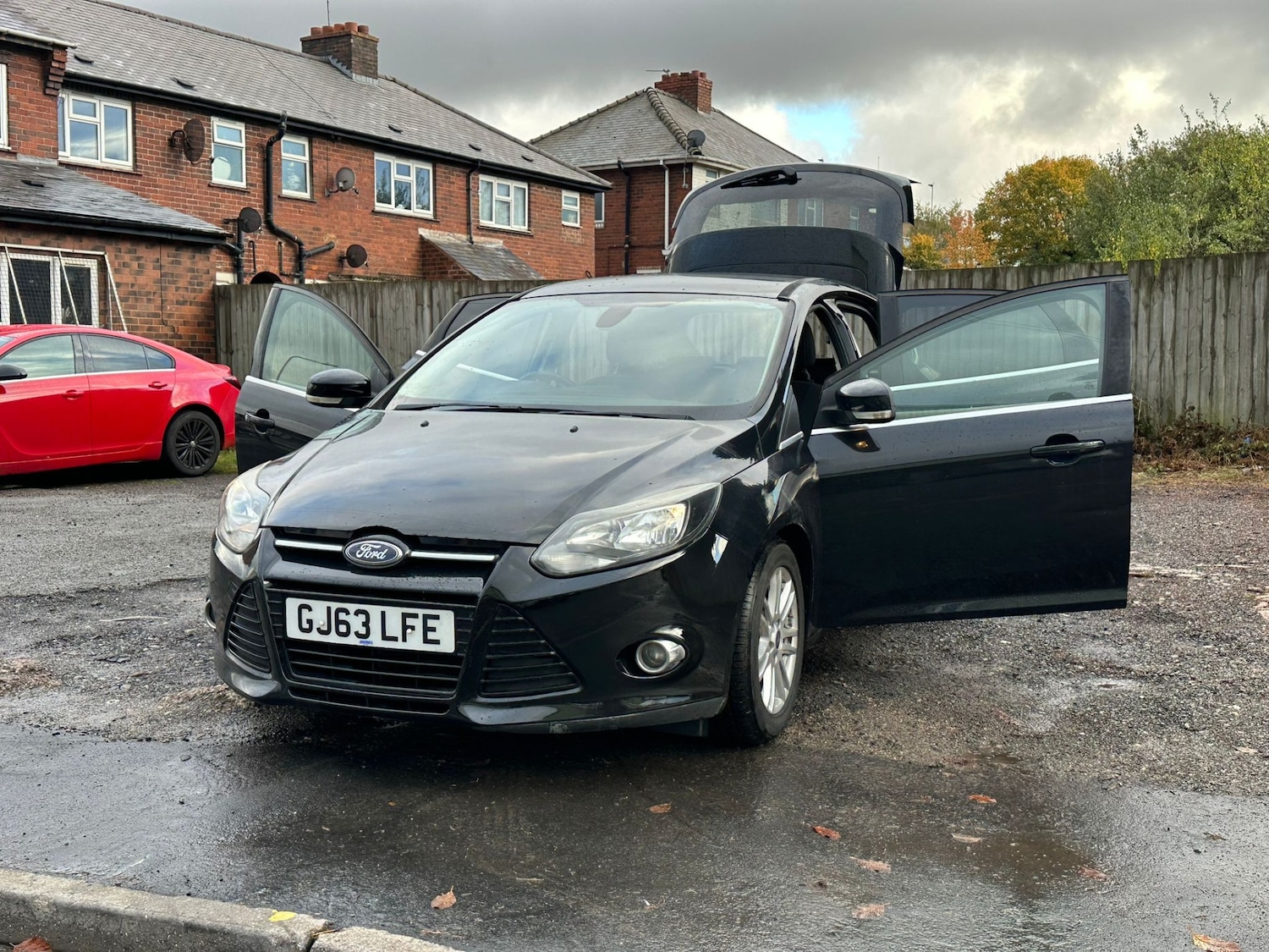 Used Ford Focus 2013 for sale - 76380340: Photo 3
