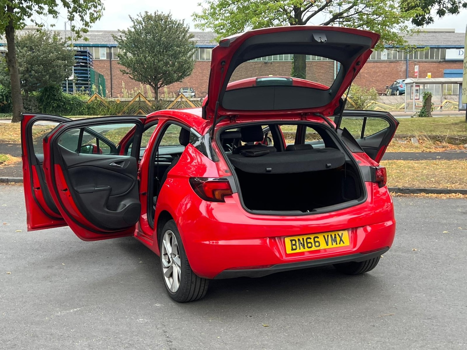 Used Vauxhall Astra 2016 for sale - 76357816: Photo 29