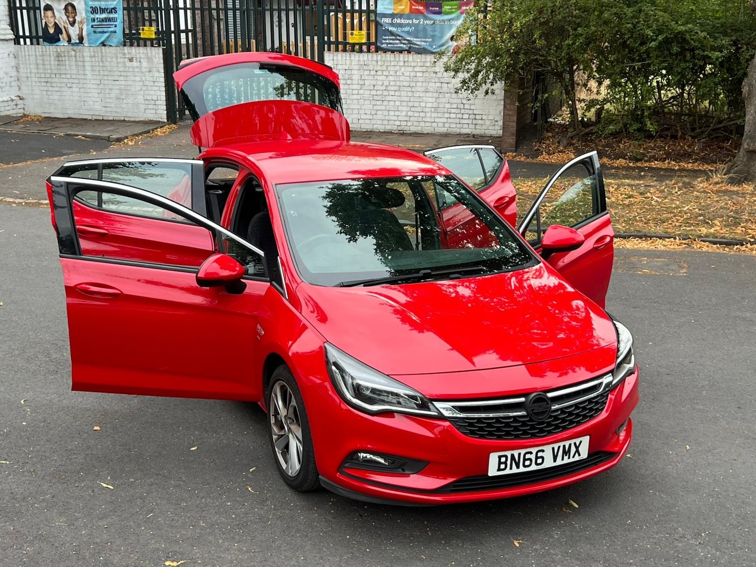 Used Vauxhall Astra 2016 for sale - 76357816: Photo 3