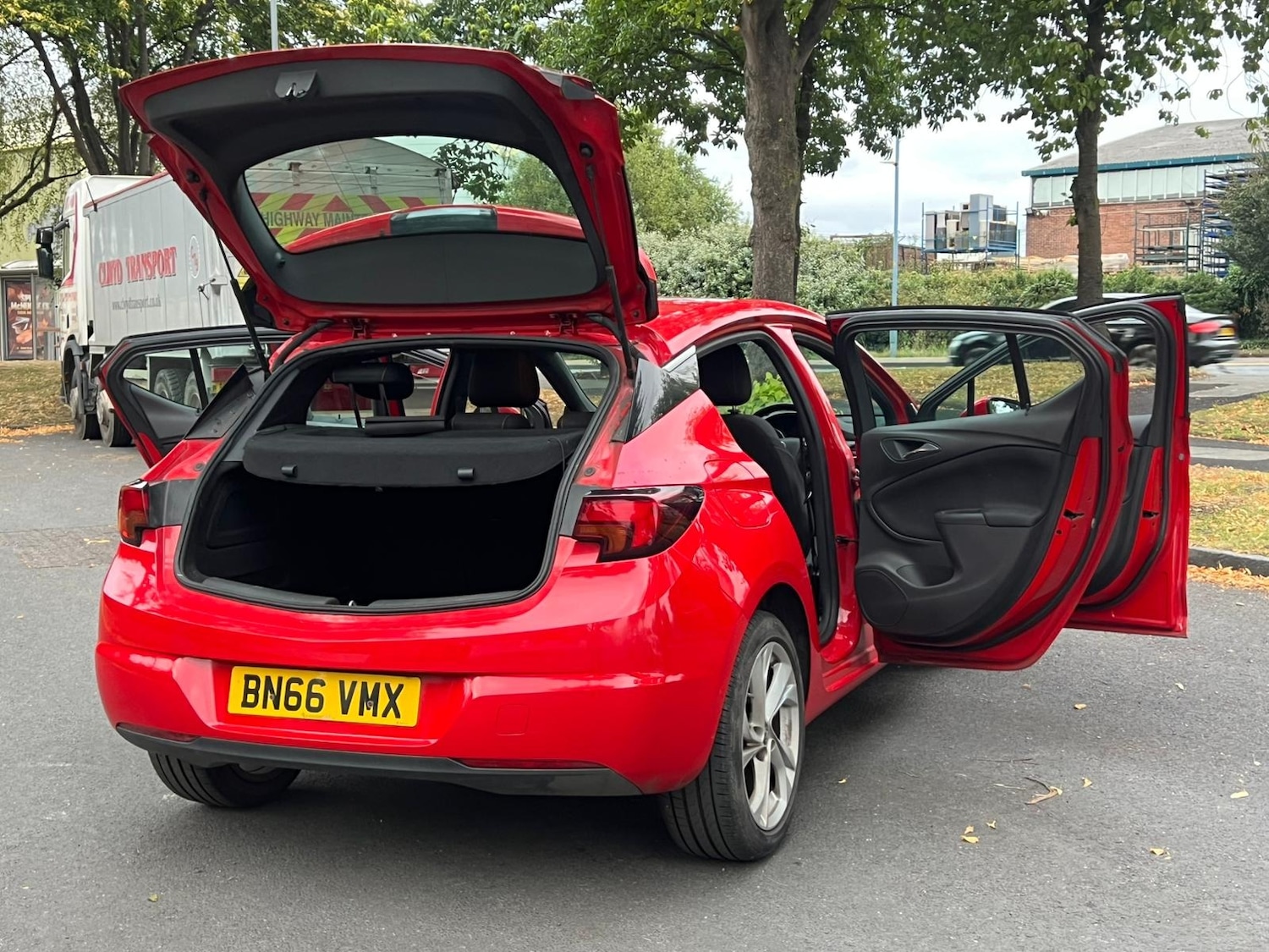 Used Vauxhall Astra 2016 for sale - 76357816: Photo 6