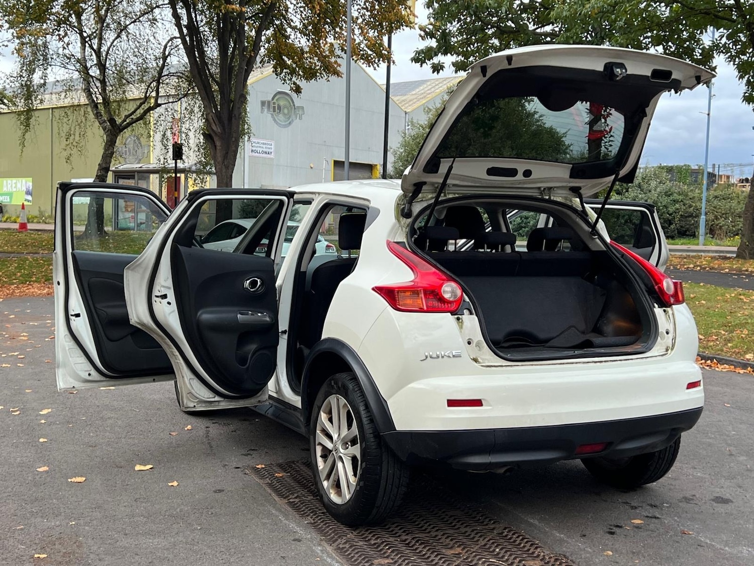 Used Nissan Juke 2012 for sale - 76358424: Photo 4