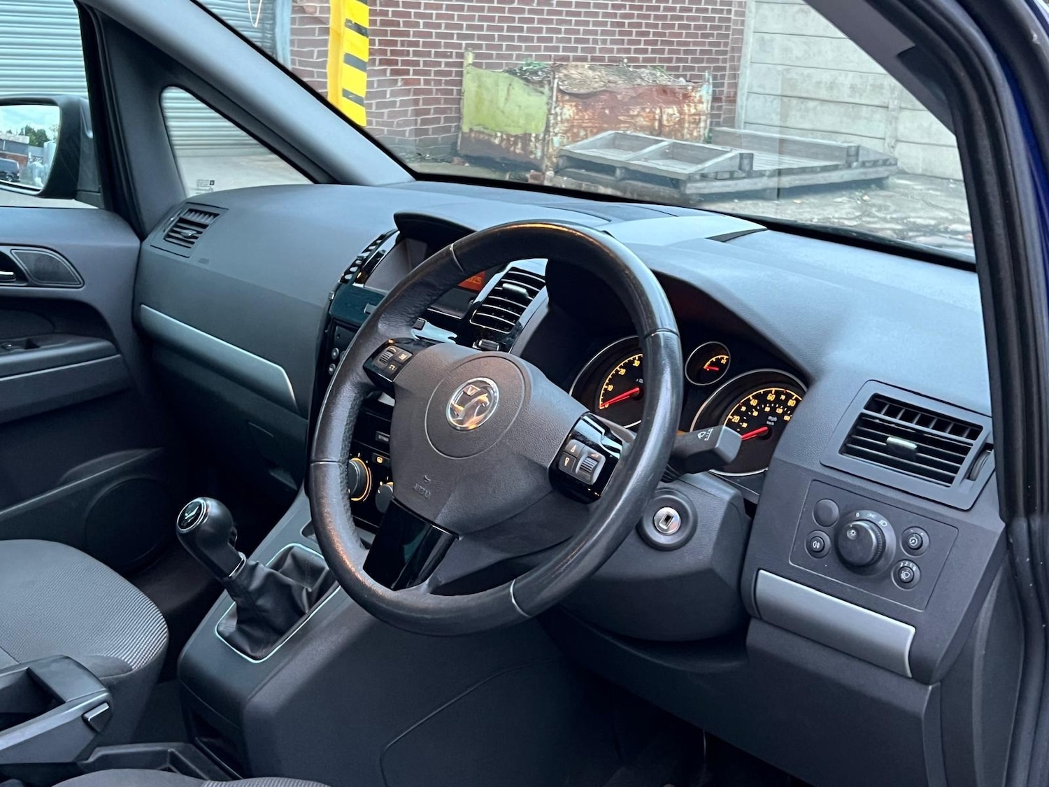 Used Vauxhall Zafira 2013 for sale - 76353069: Photo 12