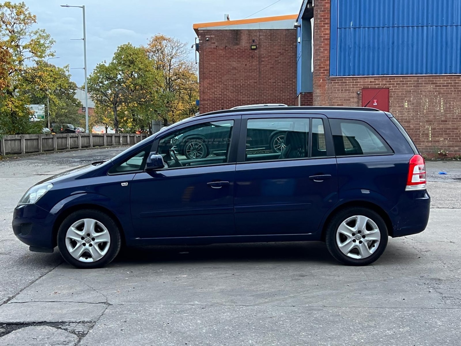 Used Vauxhall Zafira 2013 for sale - 76353069: Photo 33
