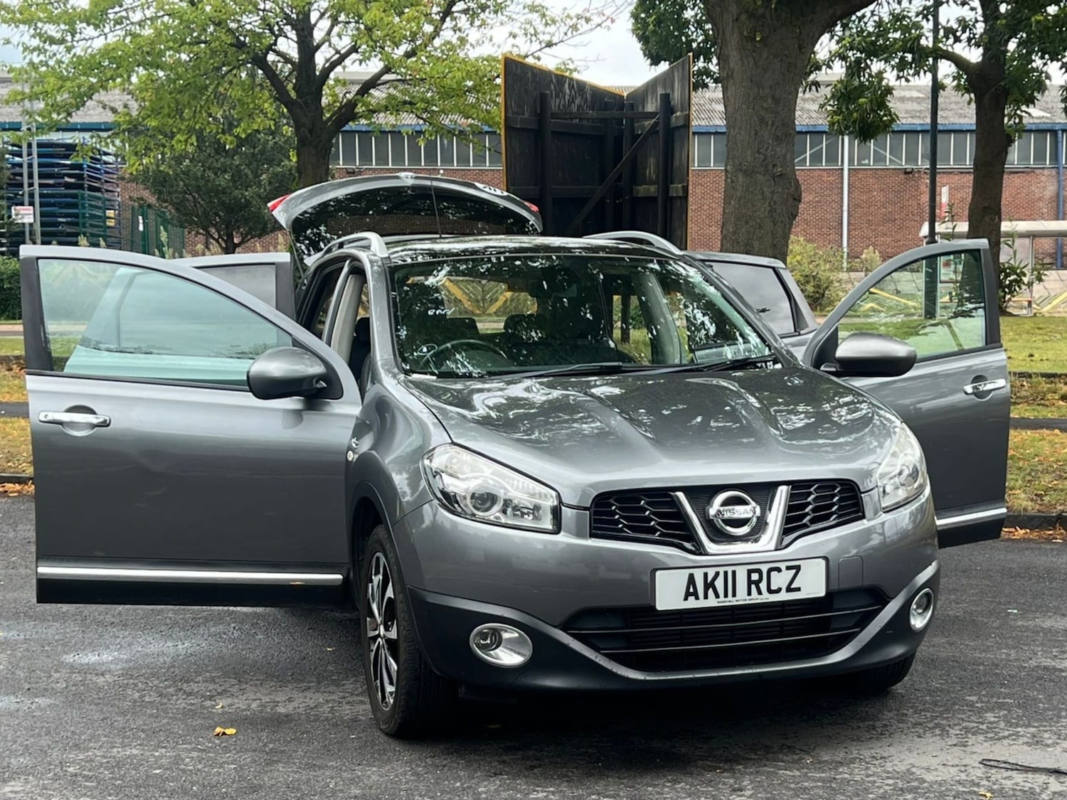 Used Nissan Qashqai 2011 for sale - 76369433: Photo 1