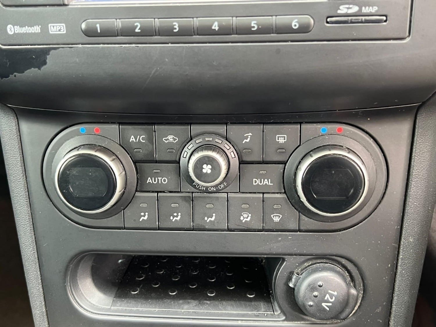 Used Nissan Qashqai 2011 for sale - 76369433: Photo 38