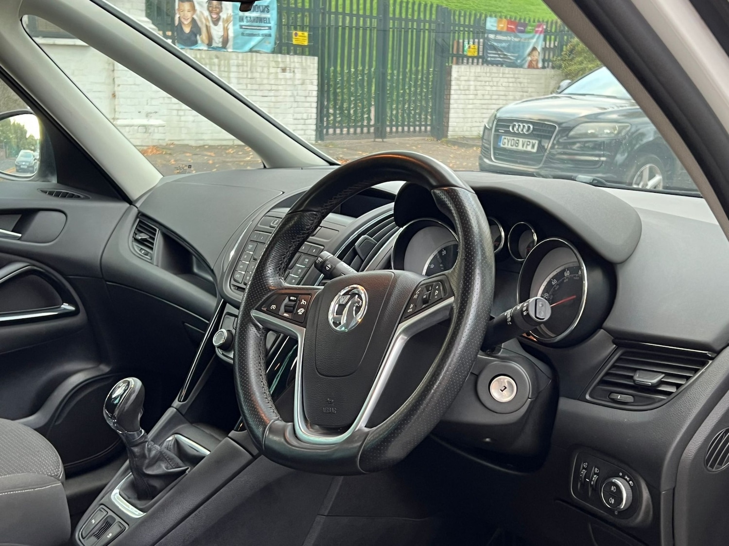 Used Vauxhall Zafira 2015 for sale - 76370017: Photo 18