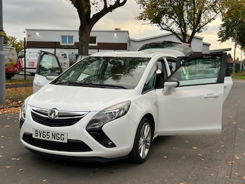2015 (65) - 2.0 CDTi SRi 5dr