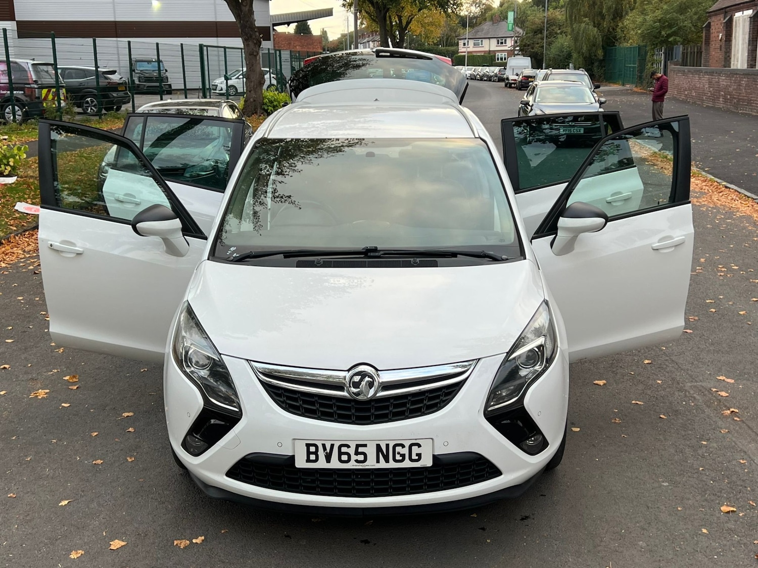 Used Vauxhall Zafira 2015 for sale - 76370017: Photo 26
