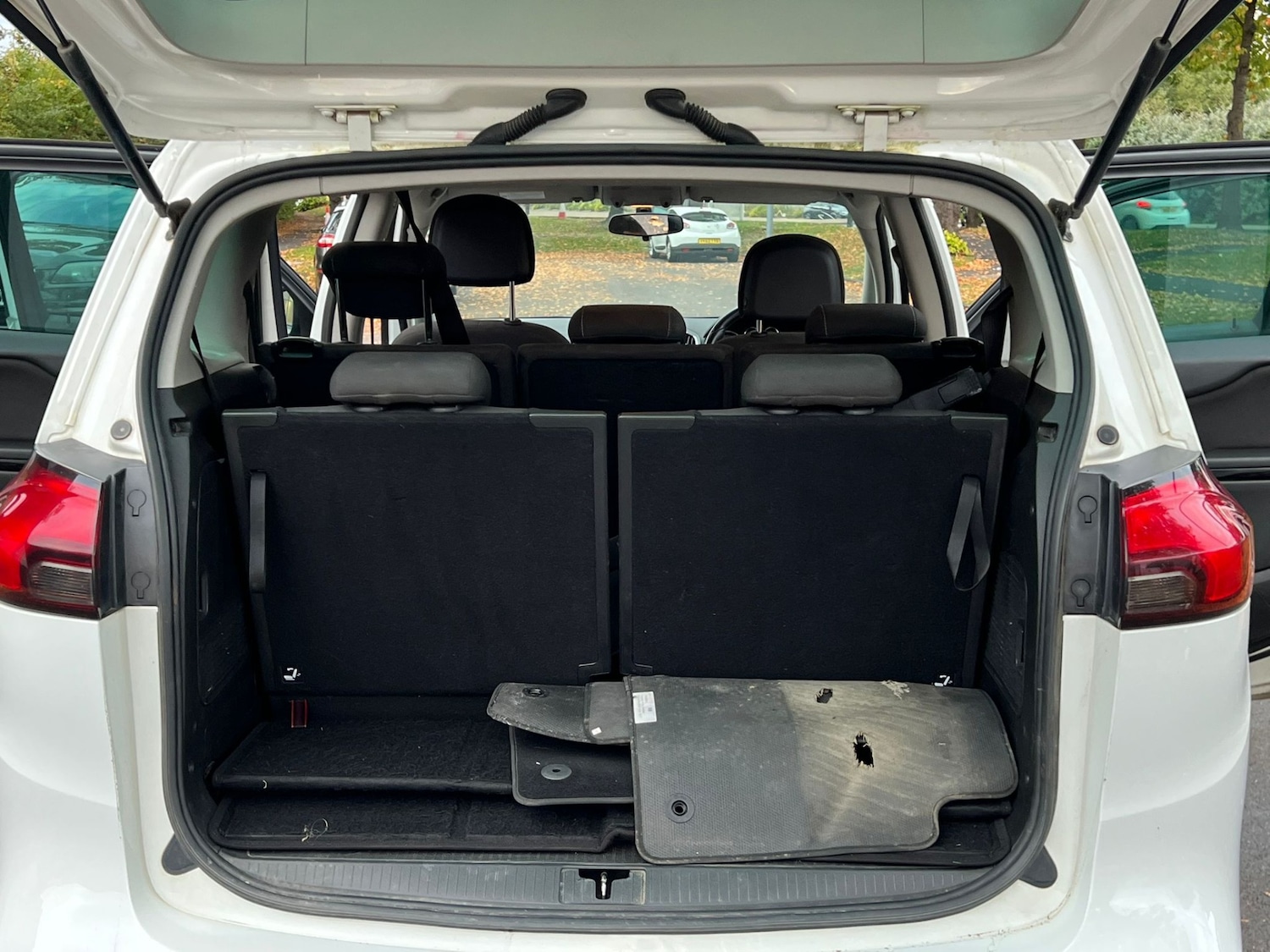Used Vauxhall Zafira 2015 for sale - 76370017: Photo 7