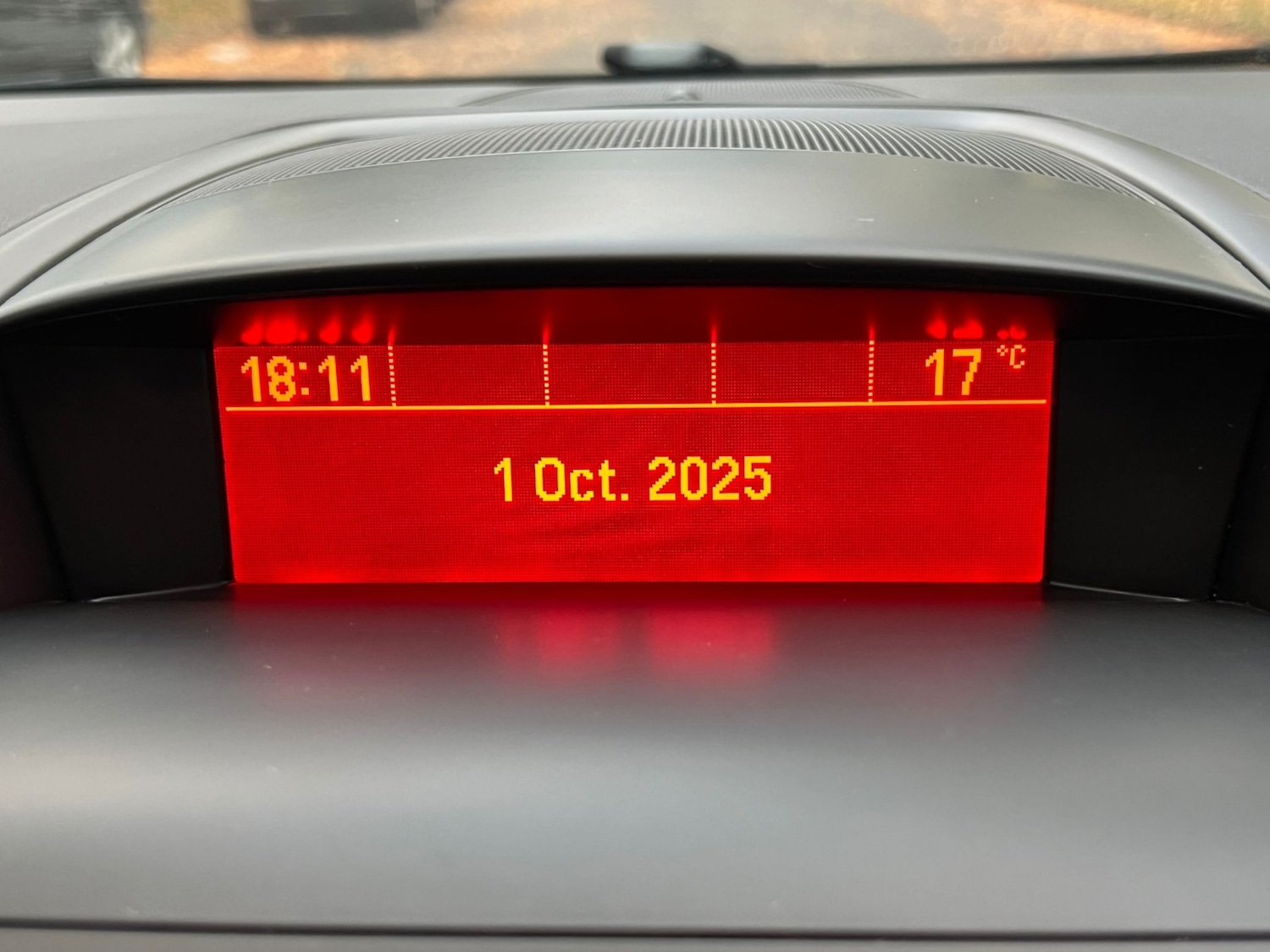 Used Vauxhall Zafira 2015 for sale - 76370017: Photo 8
