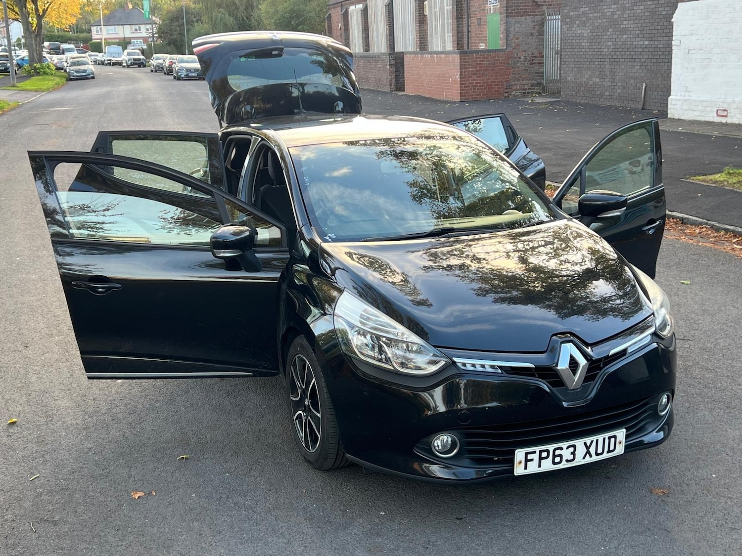 Used Renault Clio 2013 for sale - 76371767: Photo 1
