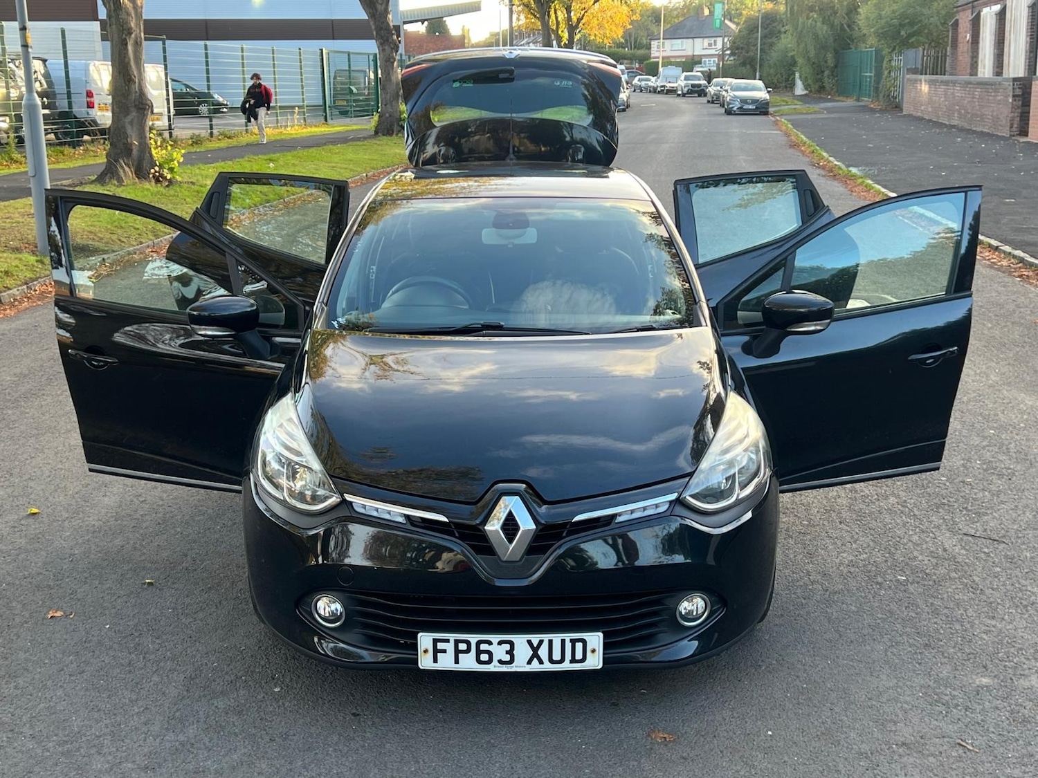 Used Renault Clio 2013 for sale - 76371767: Photo 17