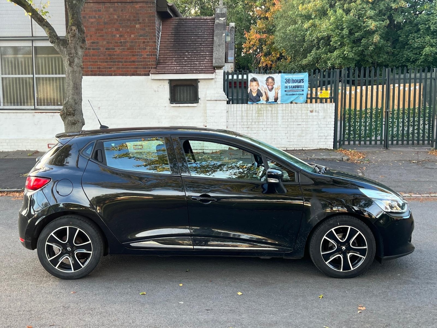 Used Renault Clio 2013 for sale - 76371767: Photo 18