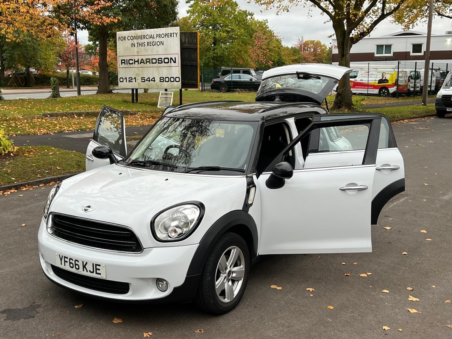 Used MINI Countryman 2016 for sale - 76371771: Photo 3
