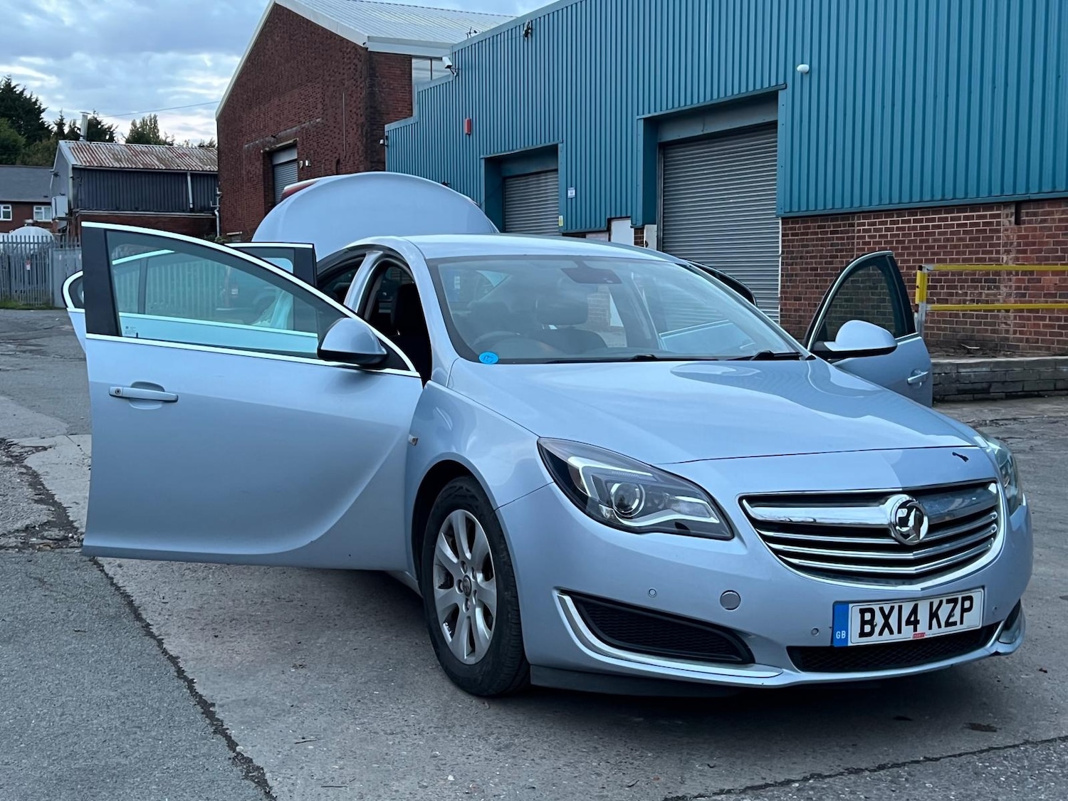 Used Vauxhall Insignia 2014 for sale - 76354970: Photo 1