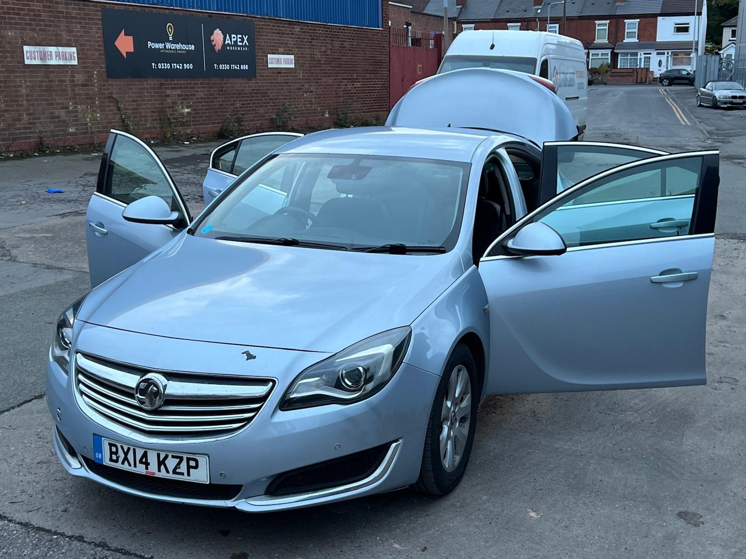 Used Vauxhall Insignia 2014 for sale - 76354970: Photo 3