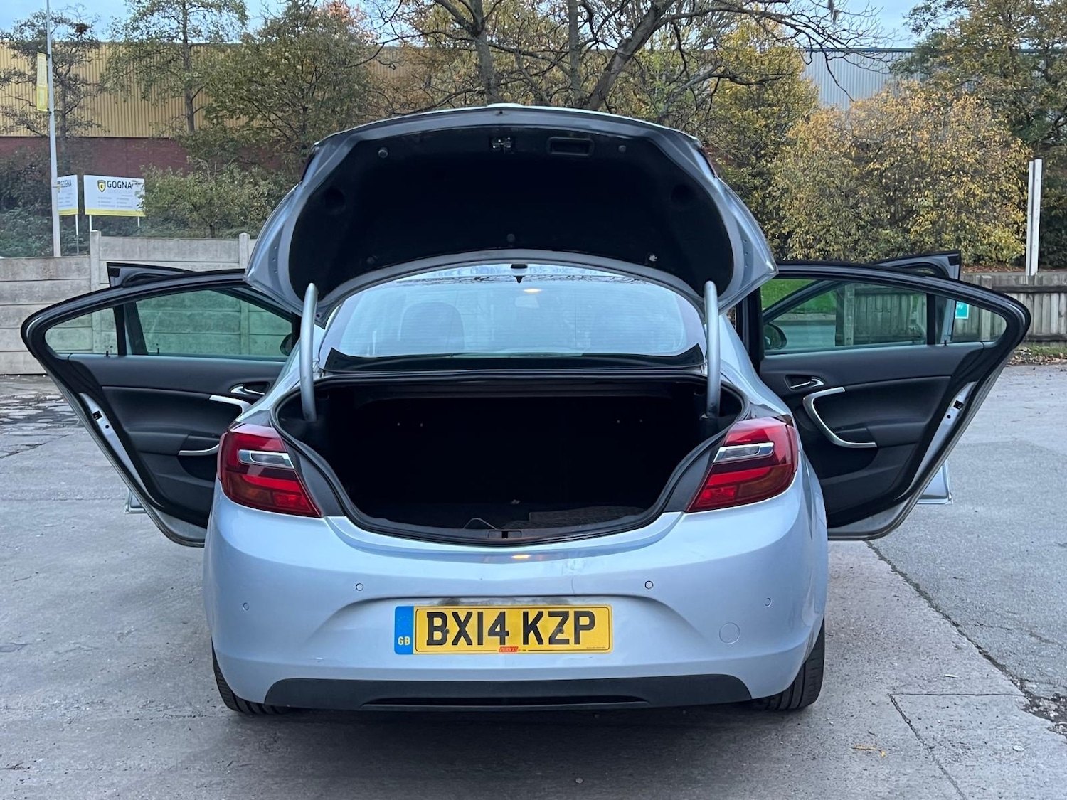 Used Vauxhall Insignia 2014 for sale - 76354970: Photo 38